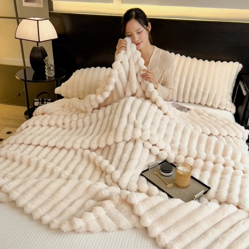Artificial Rabbit, Plush blanket in grey/white.